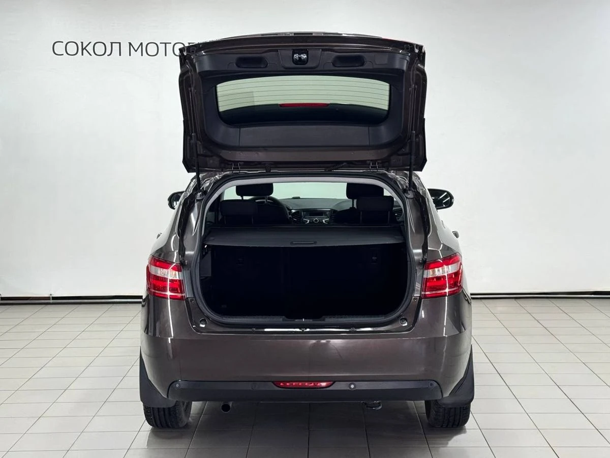 Lada (ВАЗ) Vesta, 2019г, передний привод, механика