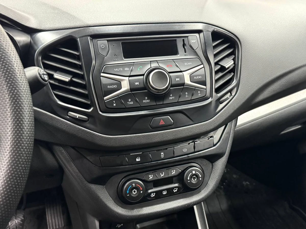 Lada (ВАЗ) Vesta, 2019г, передний привод, механика