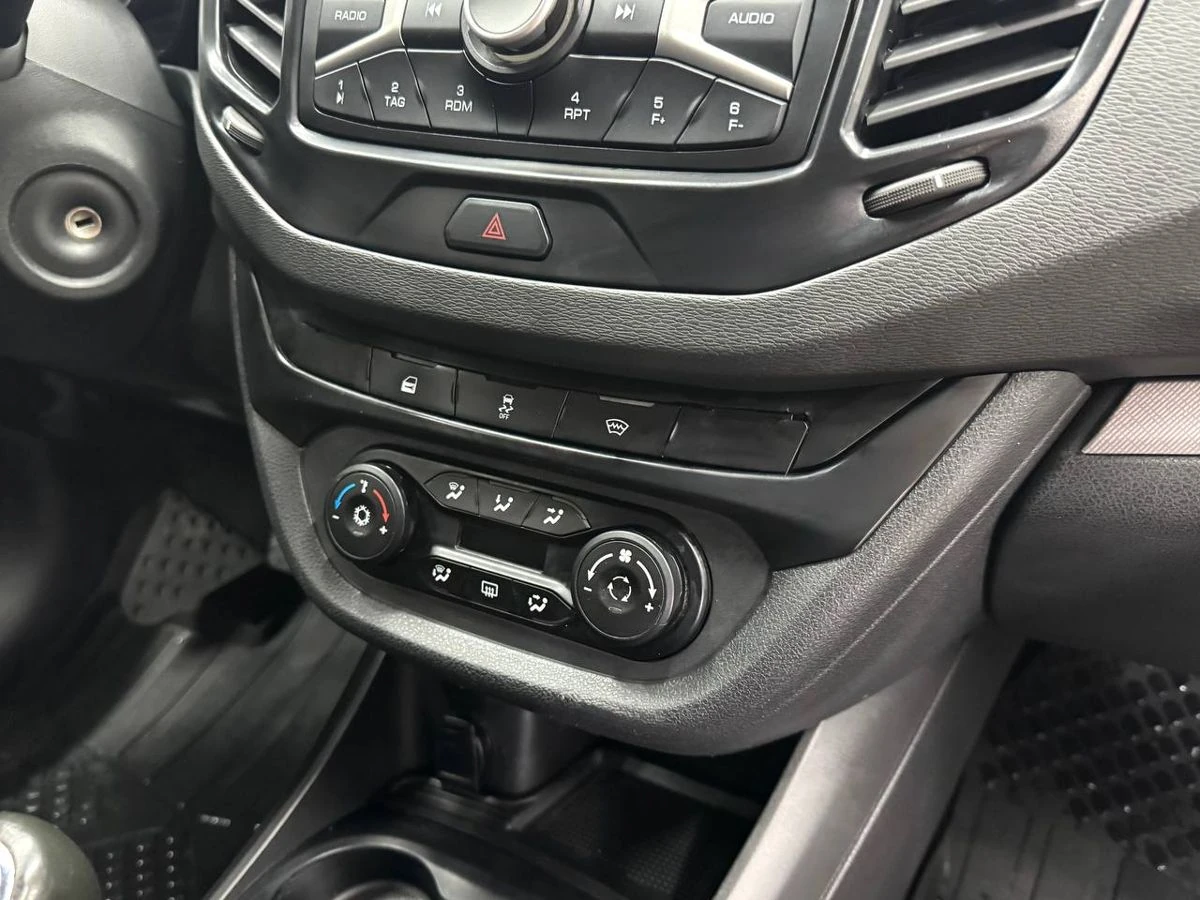 Lada (ВАЗ) Vesta, 2019г, передний привод, механика