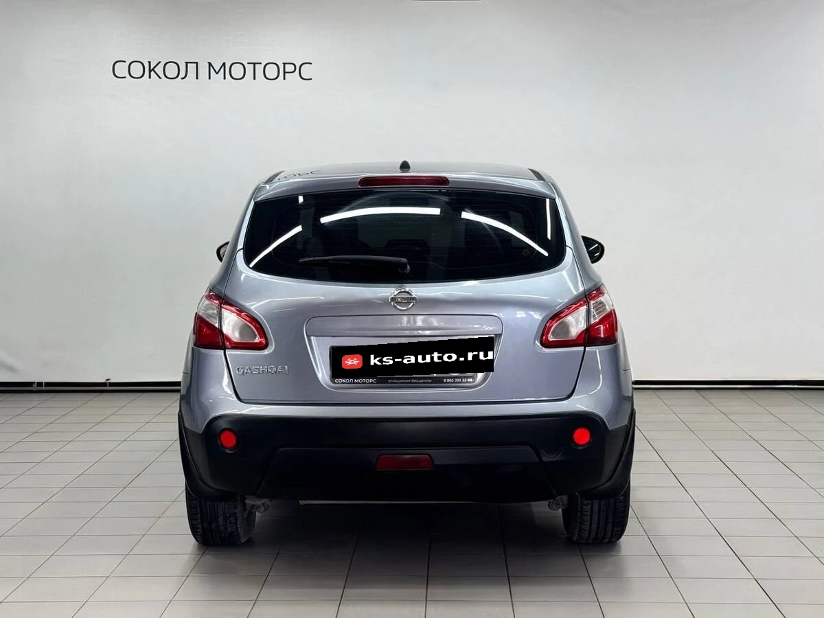 Nissan Qashqai, 2010г, передний привод, механика