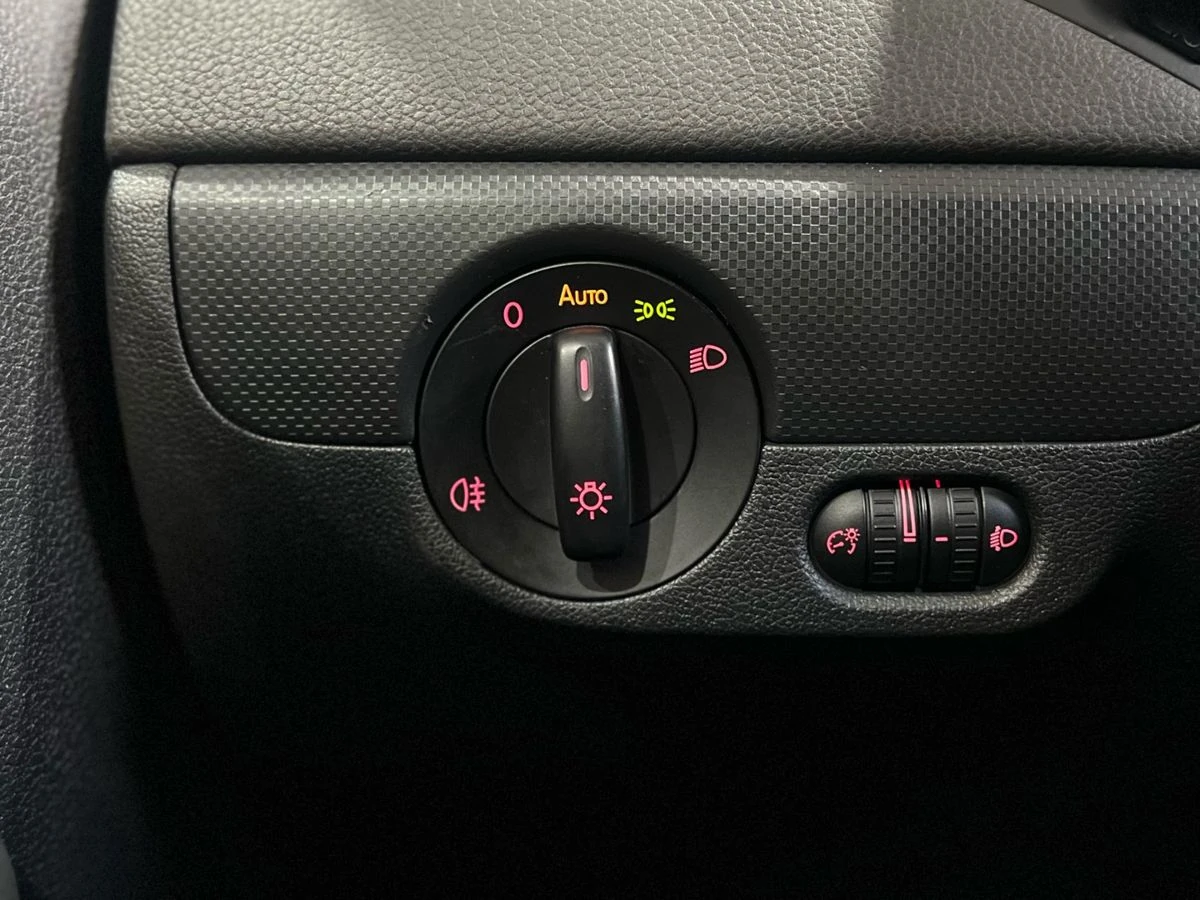 Volkswagen Jetta, 2014г, передний привод, автомат