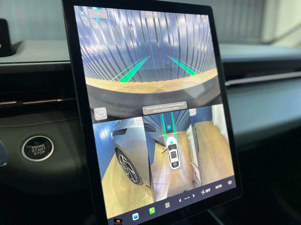 Changan Lamore, 2024г, передний привод, робот