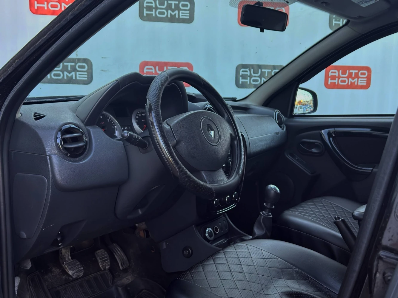Renault Duster, 2014г, передний привод, механика