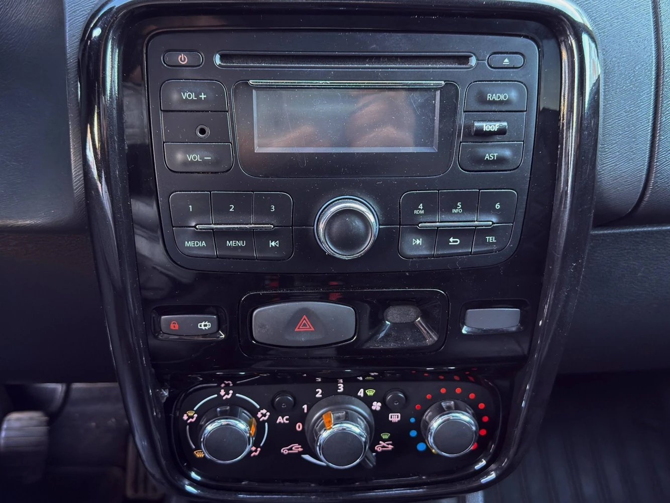 Renault Duster, 2014г, передний привод, механика