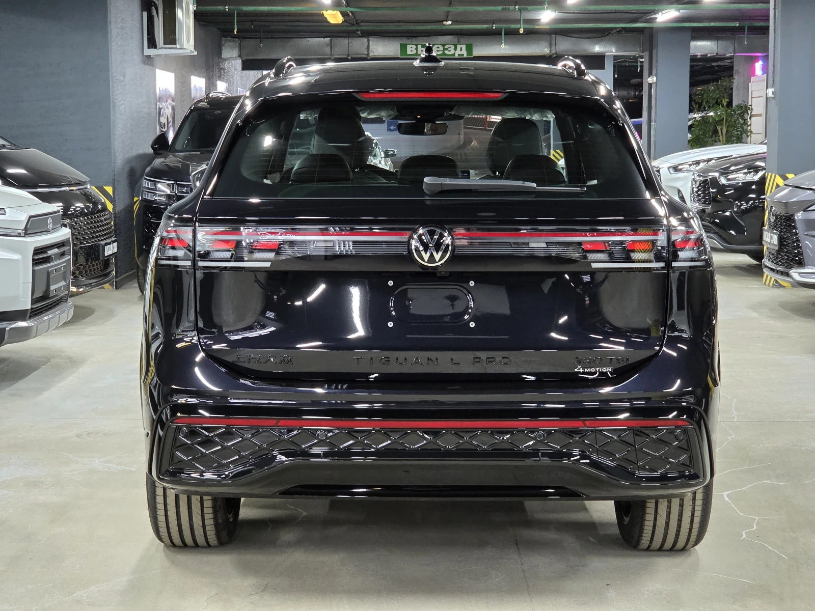 Volkswagen Tiguan, 2026г, полный привод, робот
