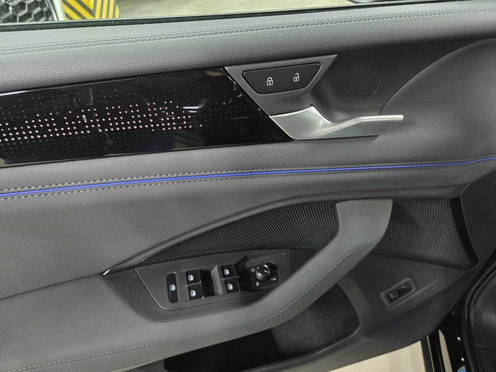 Volkswagen Tiguan, 2026г, полный привод, робот