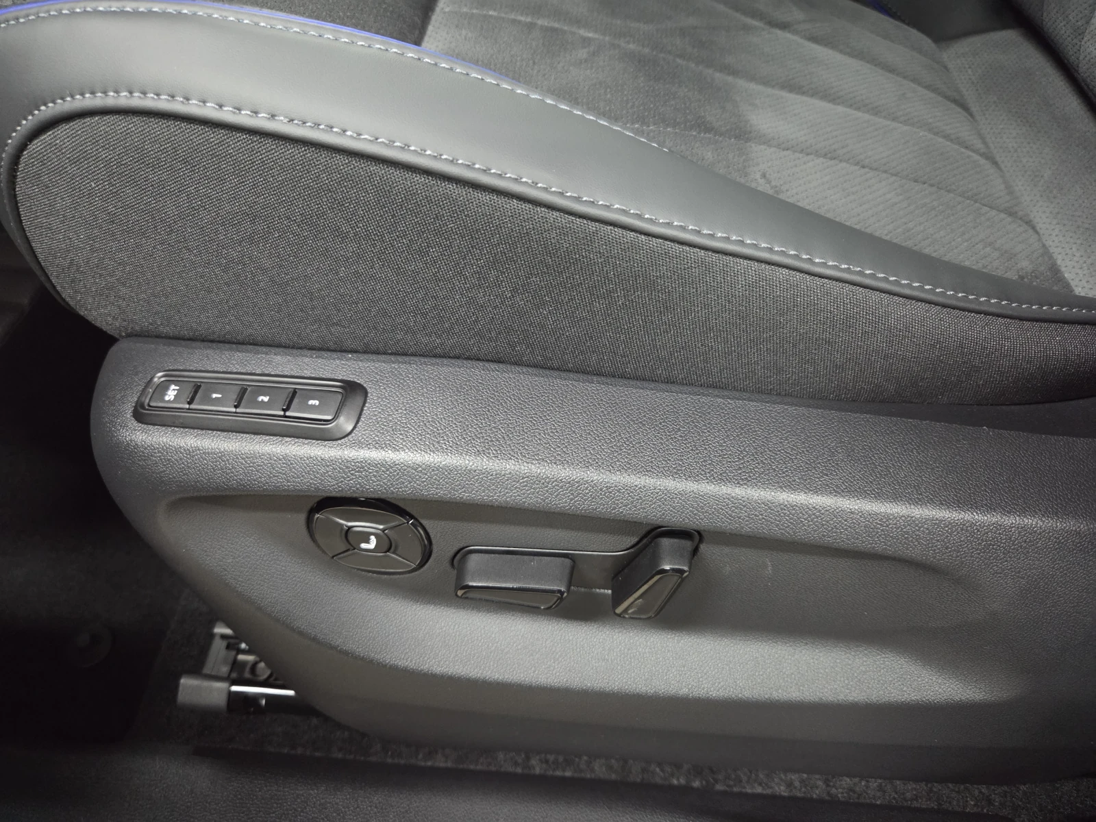 Volkswagen Tiguan, 2026г, полный привод, робот