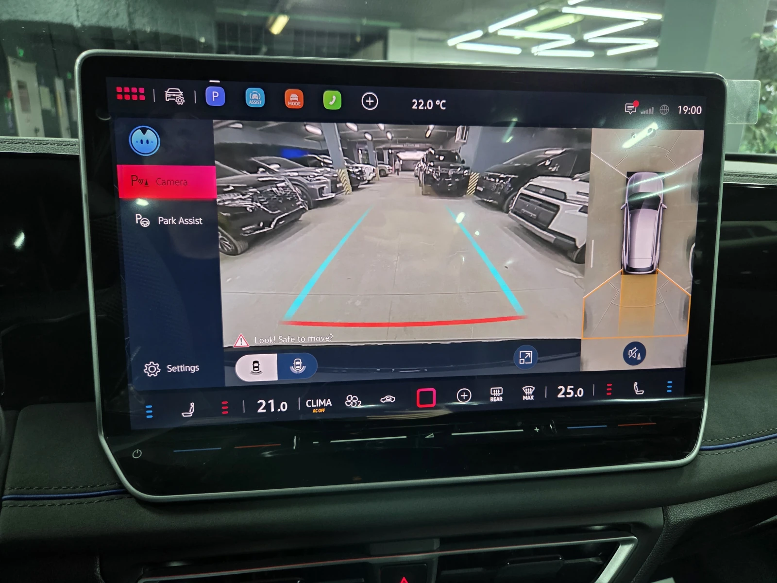 Volkswagen Tiguan, 2026г, полный привод, робот