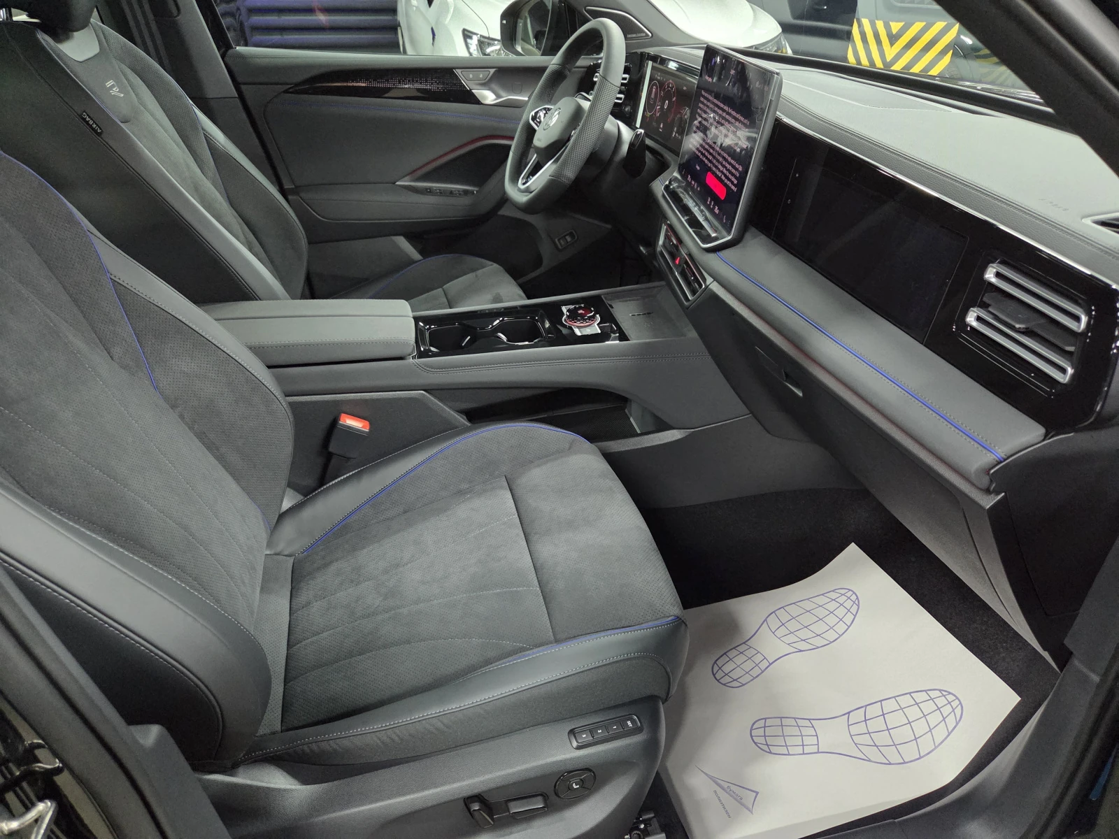 Volkswagen Tiguan, 2026г, полный привод, робот