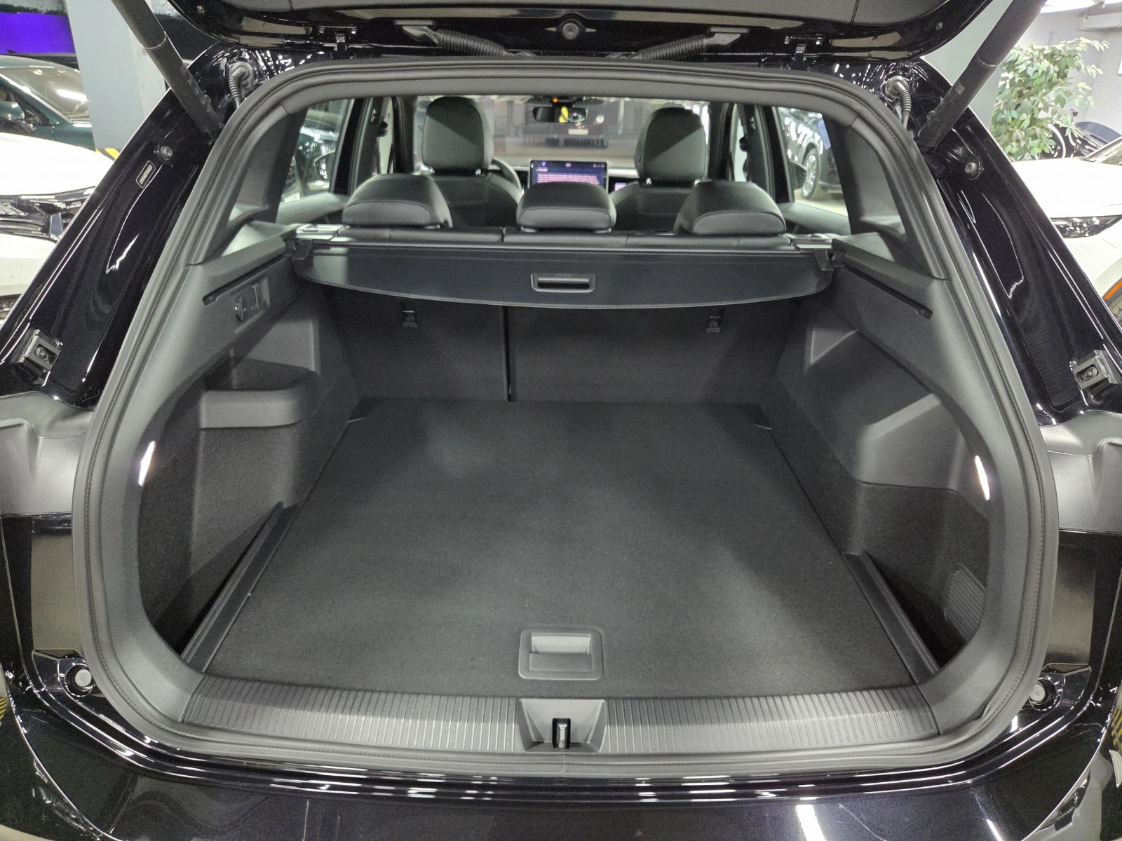 Volkswagen Tiguan, 2026г, полный привод, робот