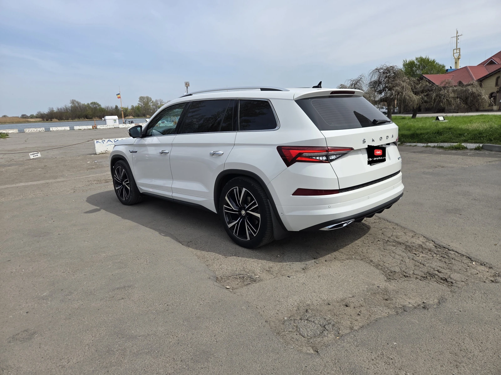 Skoda Kodiaq, 2024г, полный привод, робот