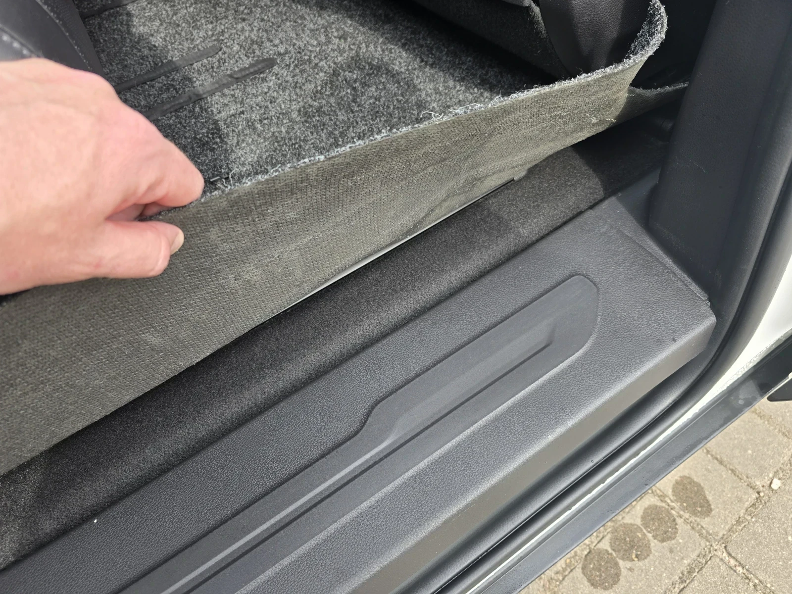 Kia Carnival, 2021г, передний привод, автомат