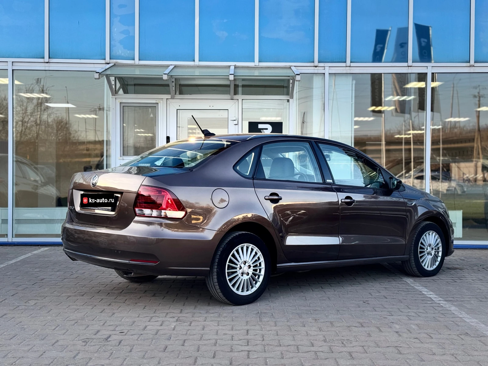 Volkswagen Polo, 2018г, передний привод, автомат