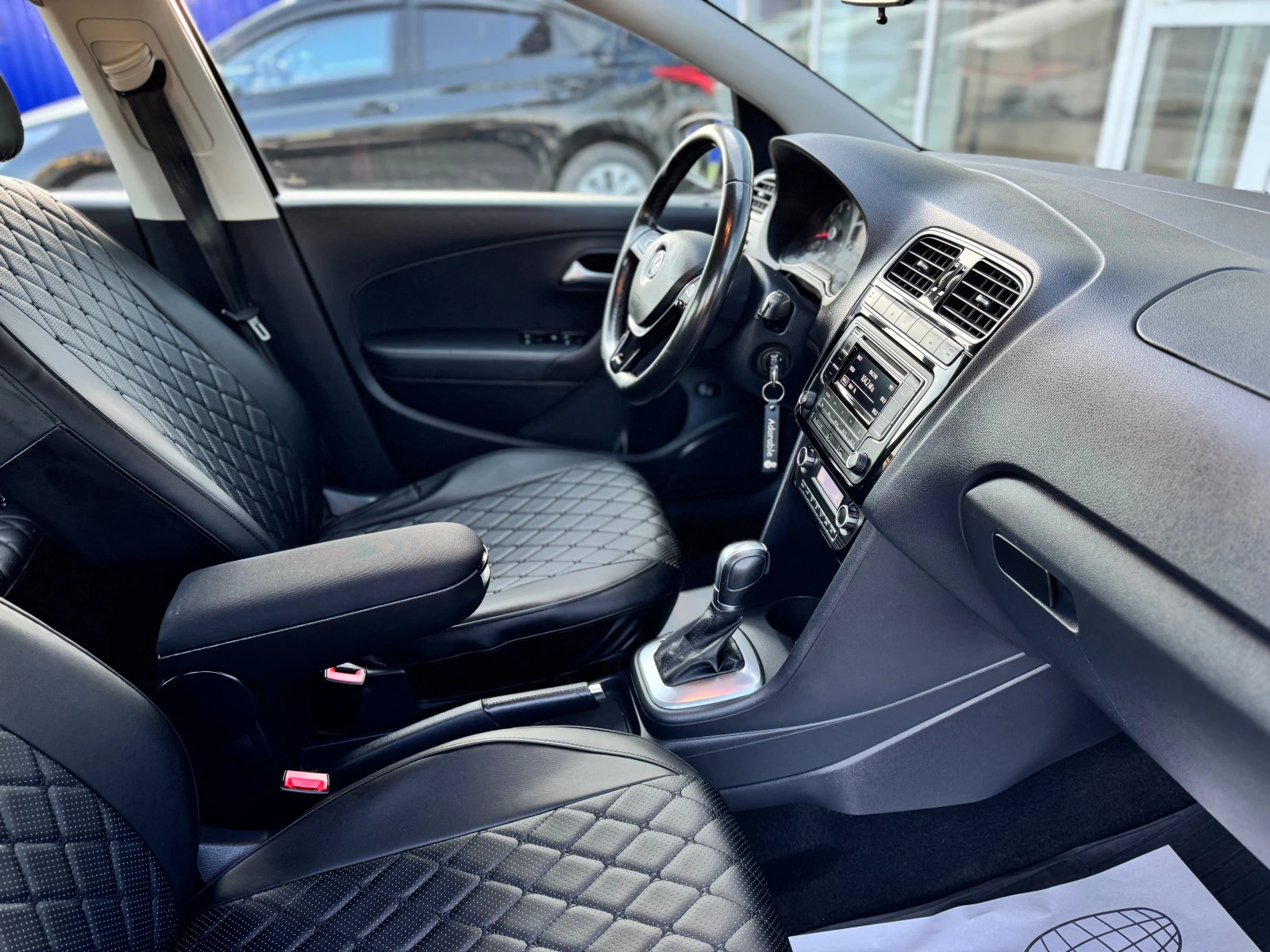 Volkswagen Polo, 2018г, передний привод, автомат