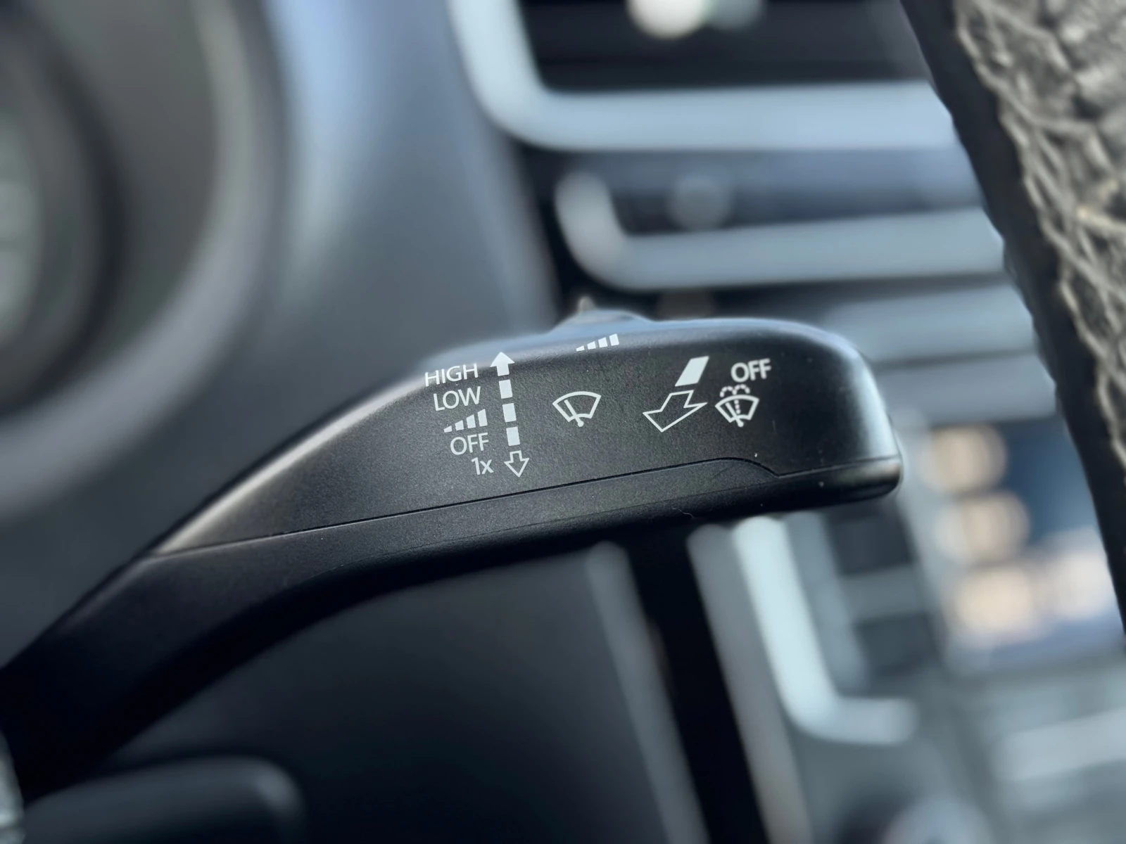 Volkswagen Polo, 2018г, передний привод, автомат