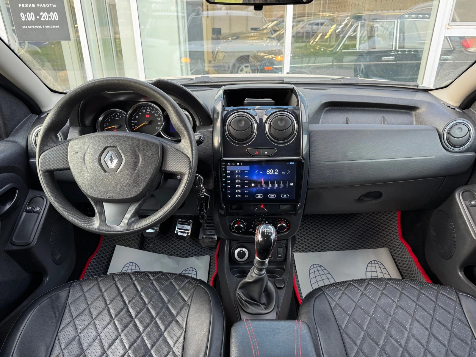 Renault Duster, 2015г, полный привод, механика