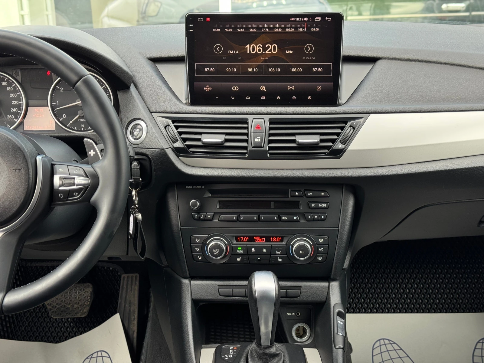 BMW X1, 2013г, задний привод, автомат