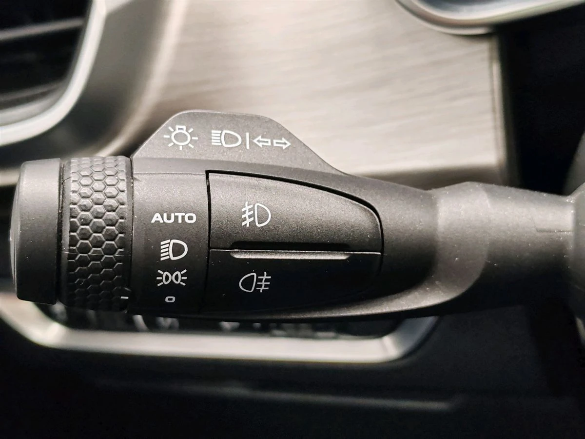 Geely Coolray, 2023г, передний привод, робот