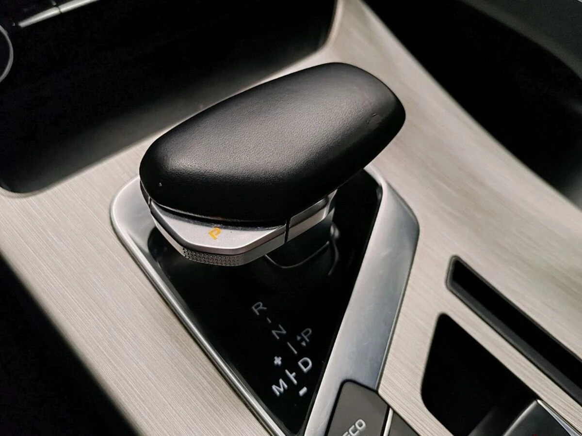 Geely Coolray, 2023г, передний привод, робот