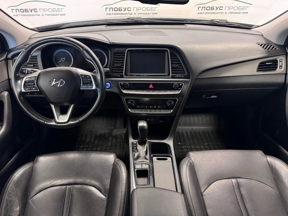 Hyundai Sonata, 2018г, передний привод, автомат