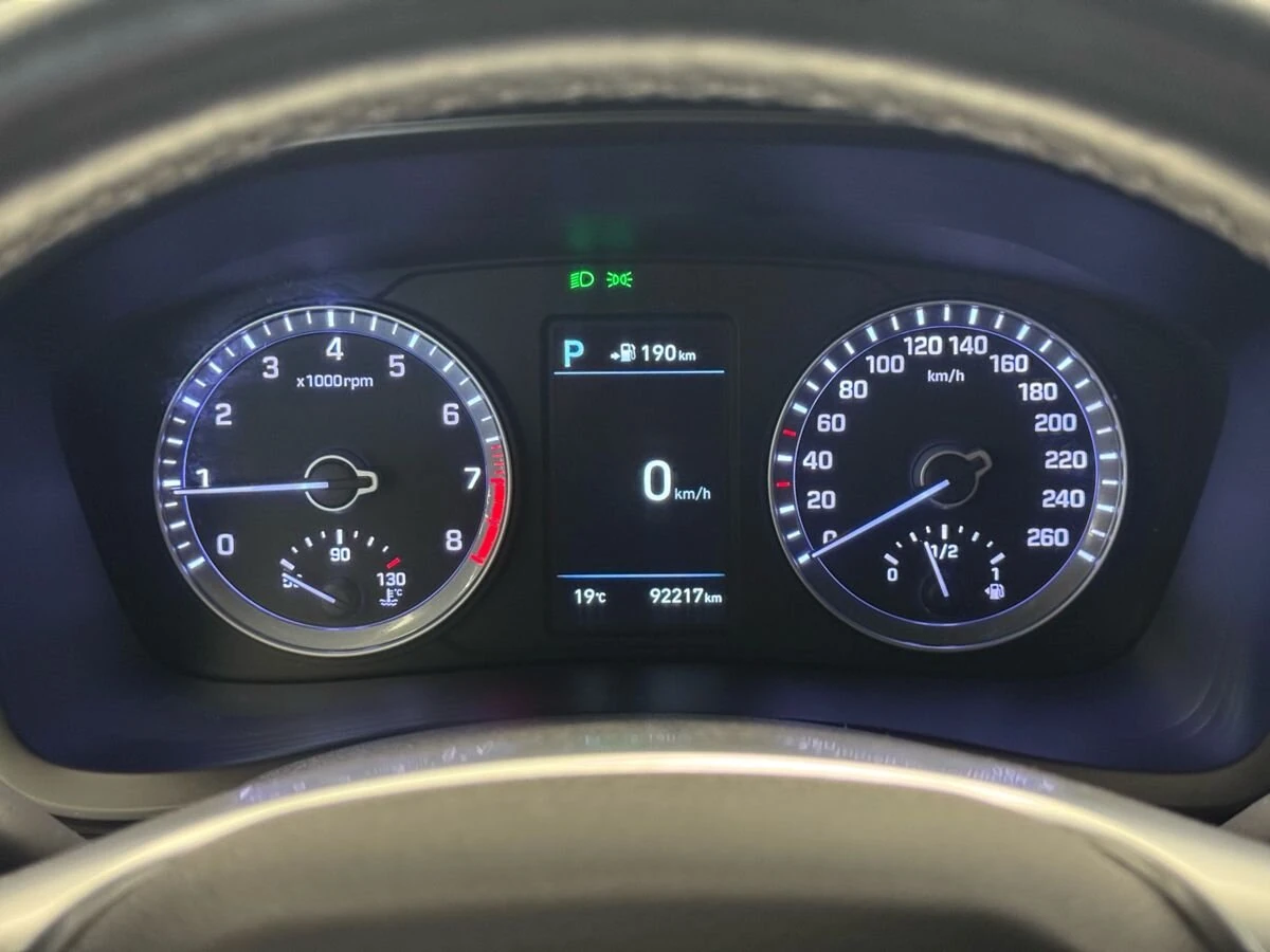 Hyundai Sonata, 2018г, передний привод, автомат