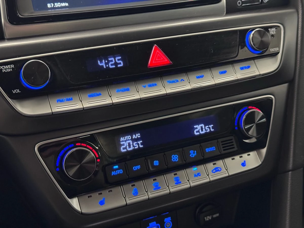 Hyundai Sonata, 2018г, передний привод, автомат