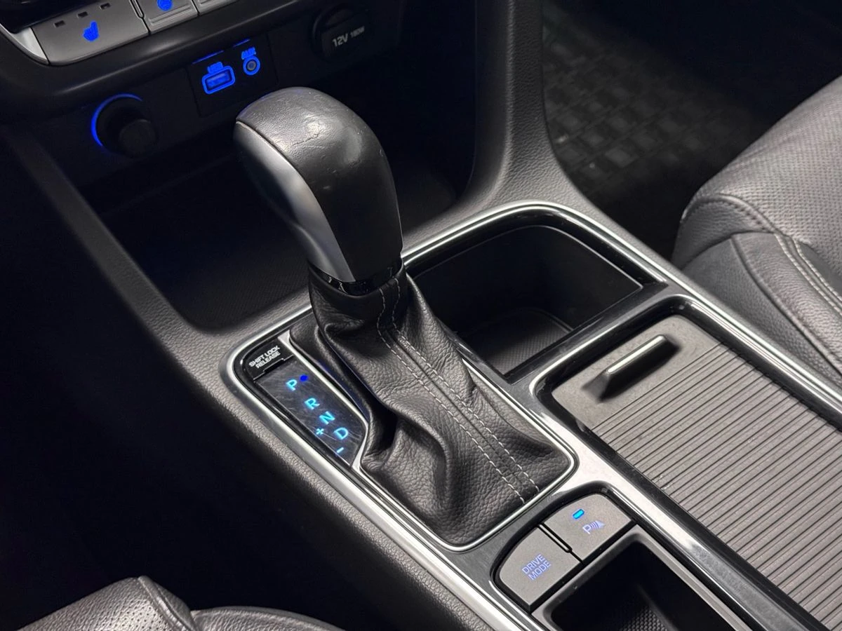 Hyundai Sonata, 2018г, передний привод, автомат