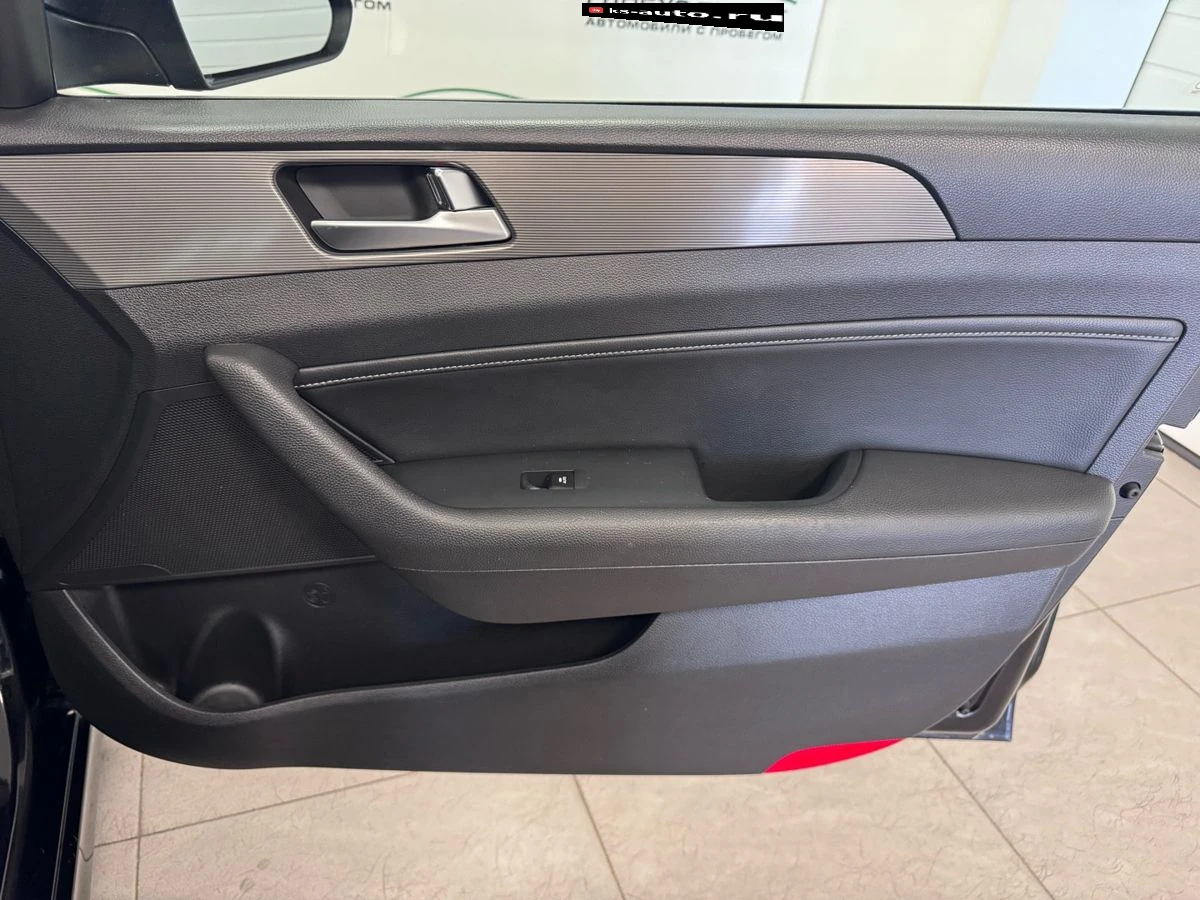 Hyundai Sonata, 2018г, передний привод, автомат