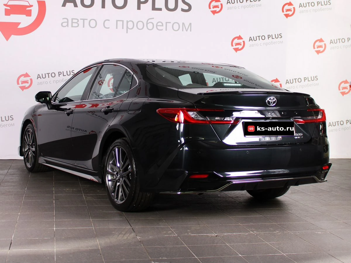 Toyota Camry, 2026г., передний привод, вариатор