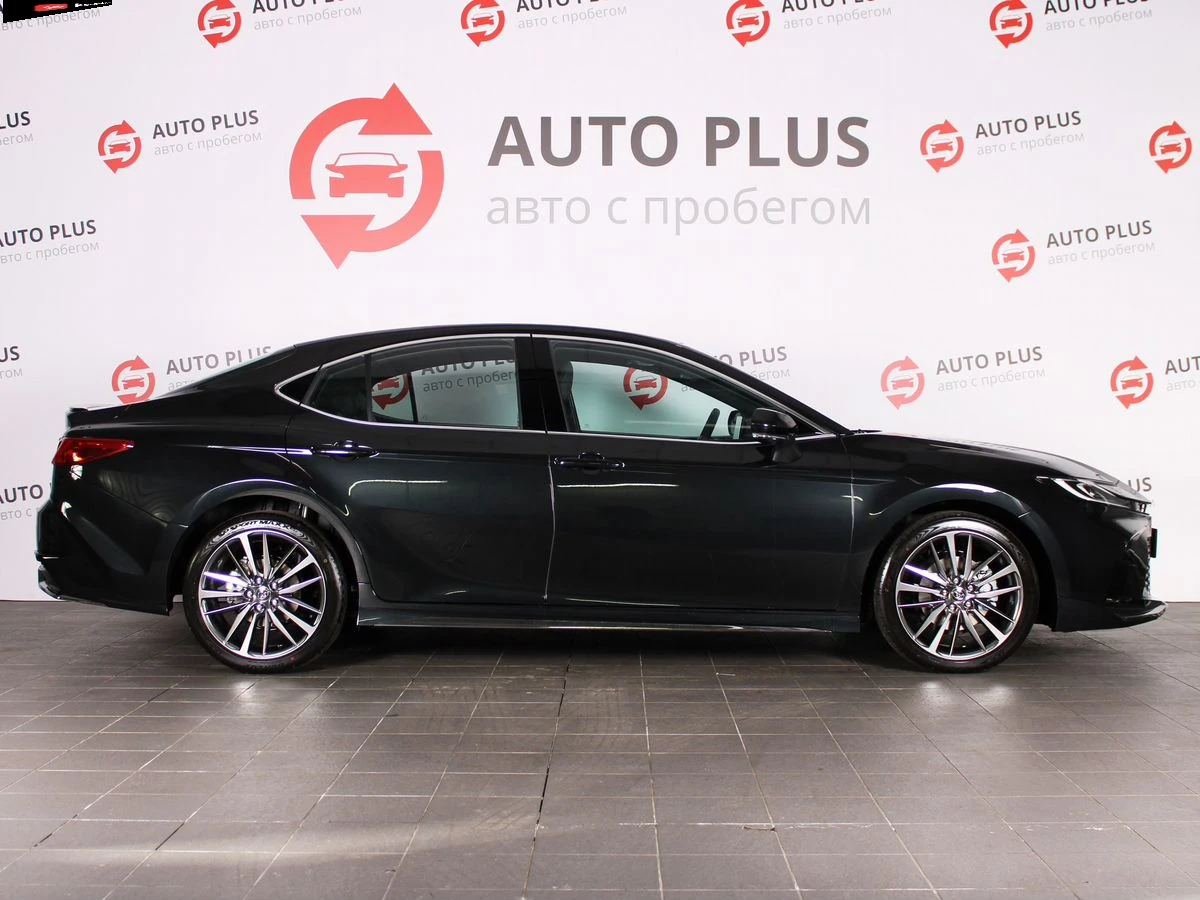Toyota Camry, 2026г., передний привод, вариатор