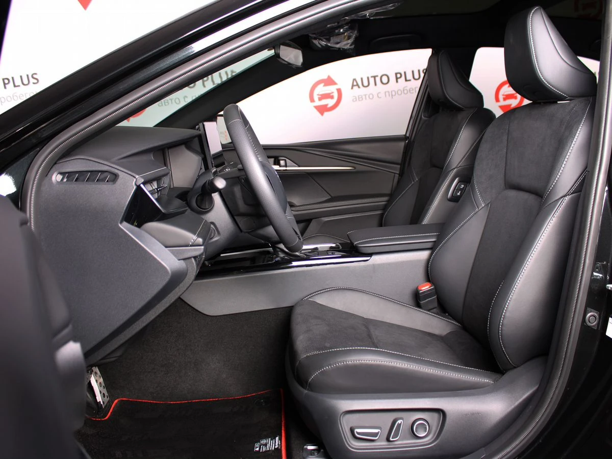 Toyota Camry, 2026г., передний привод, вариатор