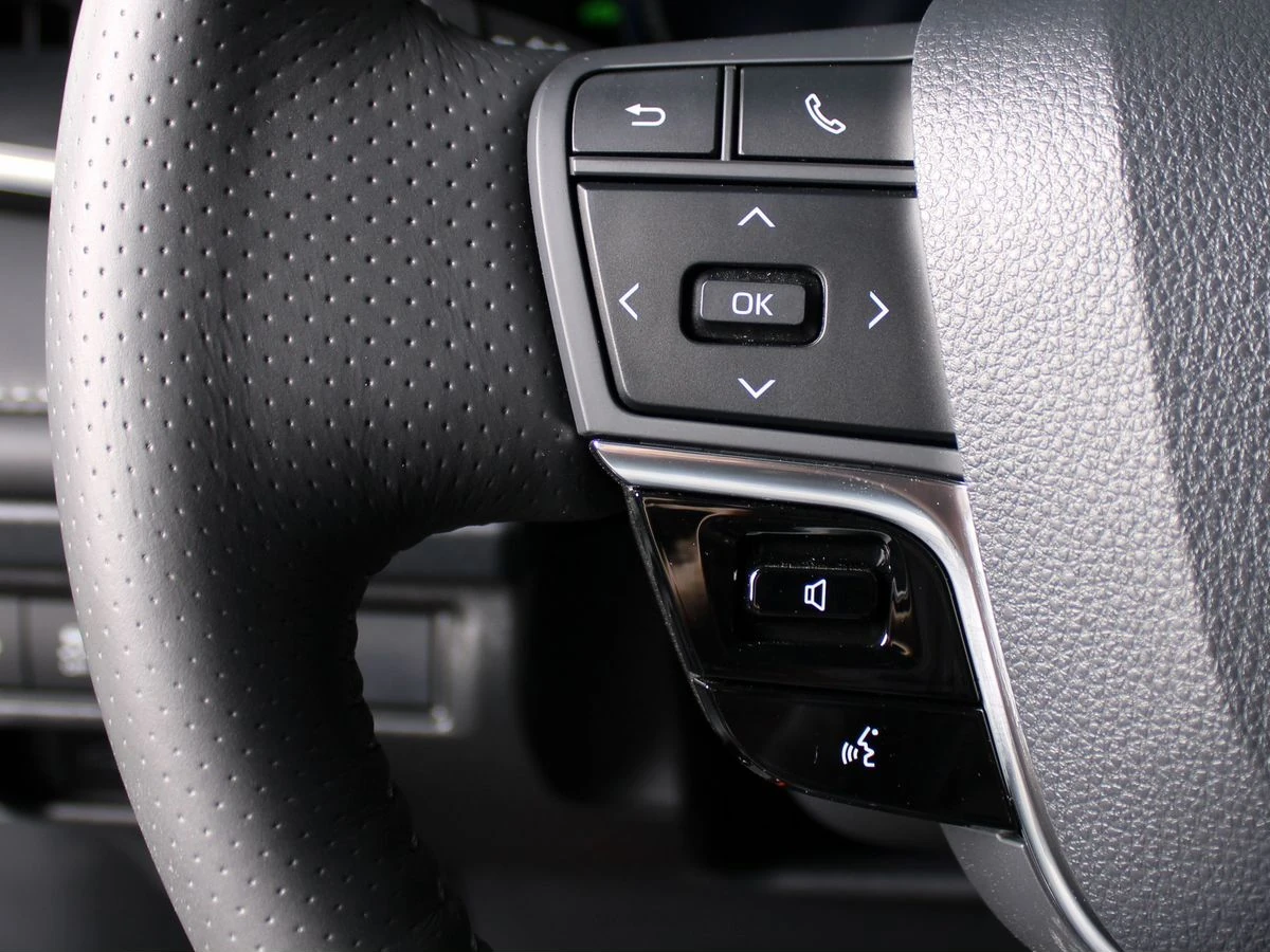 Toyota Camry, 2026г., передний привод, вариатор