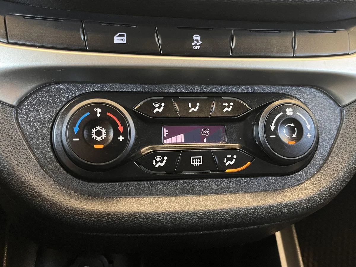 Lada (ВАЗ) Vesta, 2020г, передний привод, механика