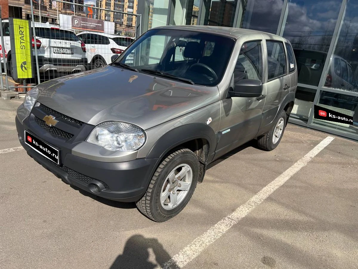 Chevrolet Niva, 2013г, полный привод, механика