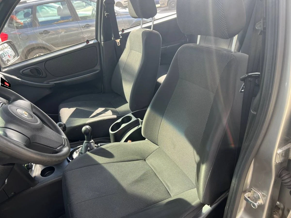Chevrolet Niva, 2013г, полный привод, механика
