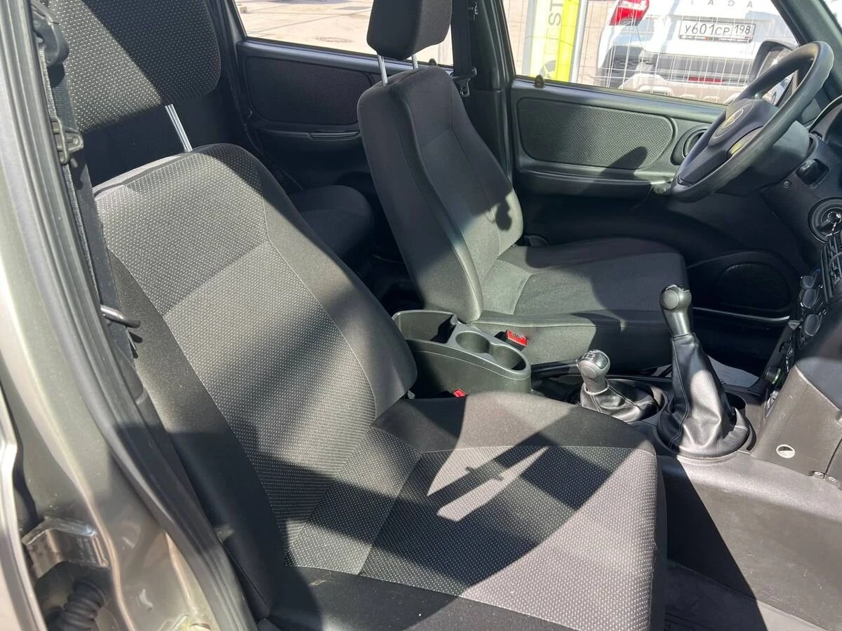 Chevrolet Niva, 2013г, полный привод, механика