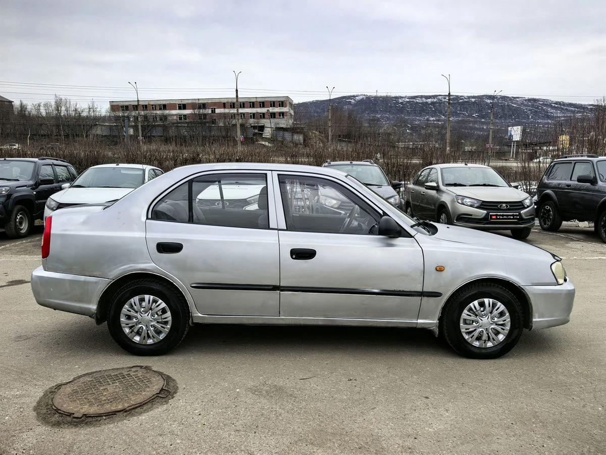 Hyundai Accent, 2006г, передний привод, механика