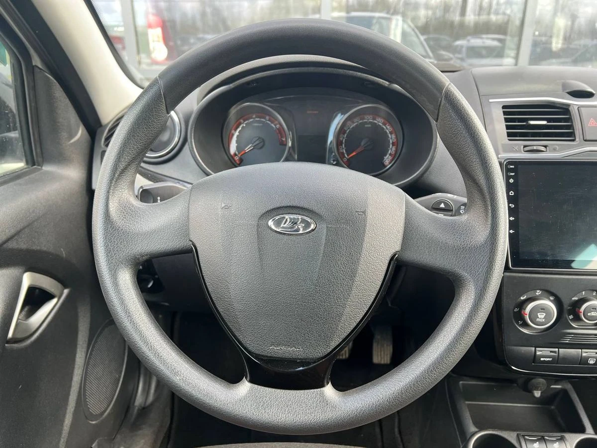 Lada (ВАЗ) Granta, 2019г, передний привод, робот