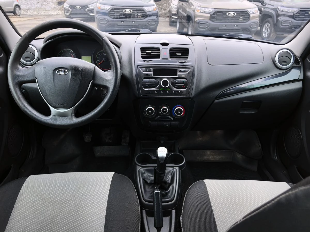 Lada (ВАЗ) Kalina, 2018г, передний привод, механика