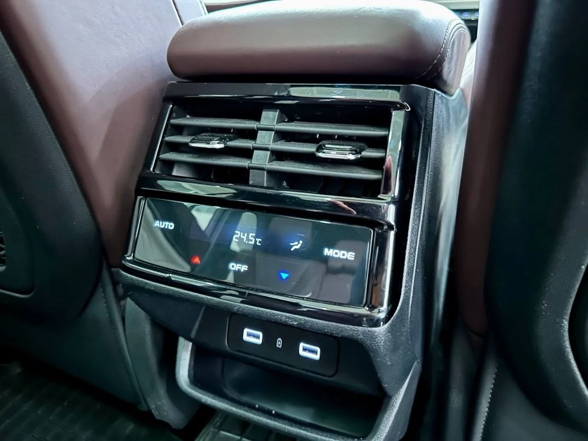 Geely Monjaro, 2023г, полный привод, автомат