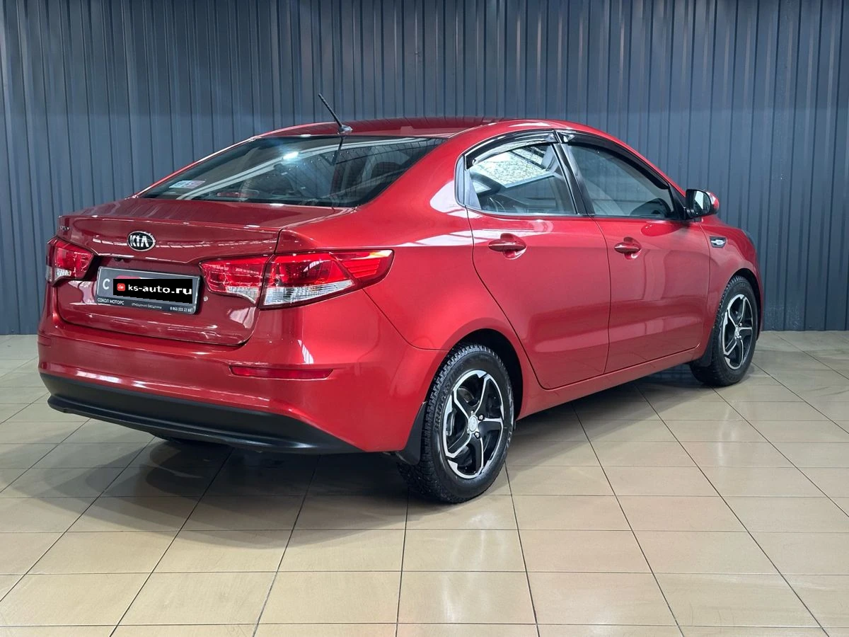 Kia Rio, 2015г, передний привод, механика