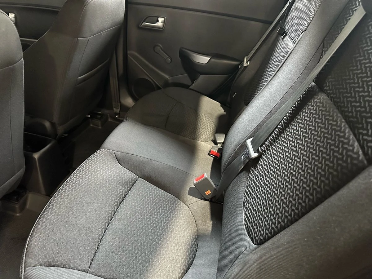 Kia Rio, 2015г, передний привод, механика