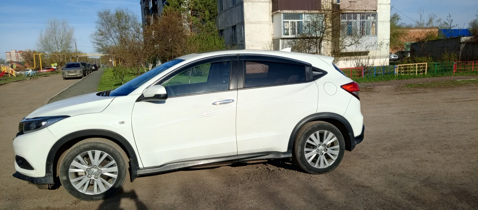 Honda Vezel, 2021г, передний привод, вариатор