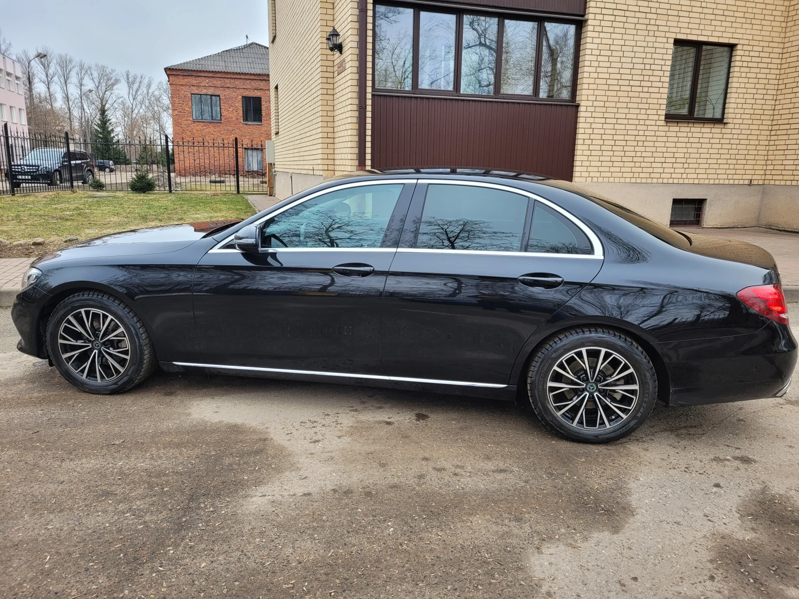 Mercedes-Benz E-Класс, 2016г, задний привод, автомат