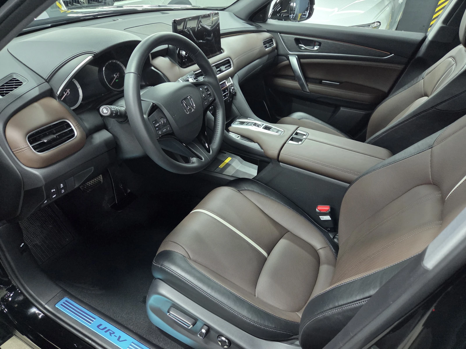 Honda UR-V, 2025г, полный привод, автомат