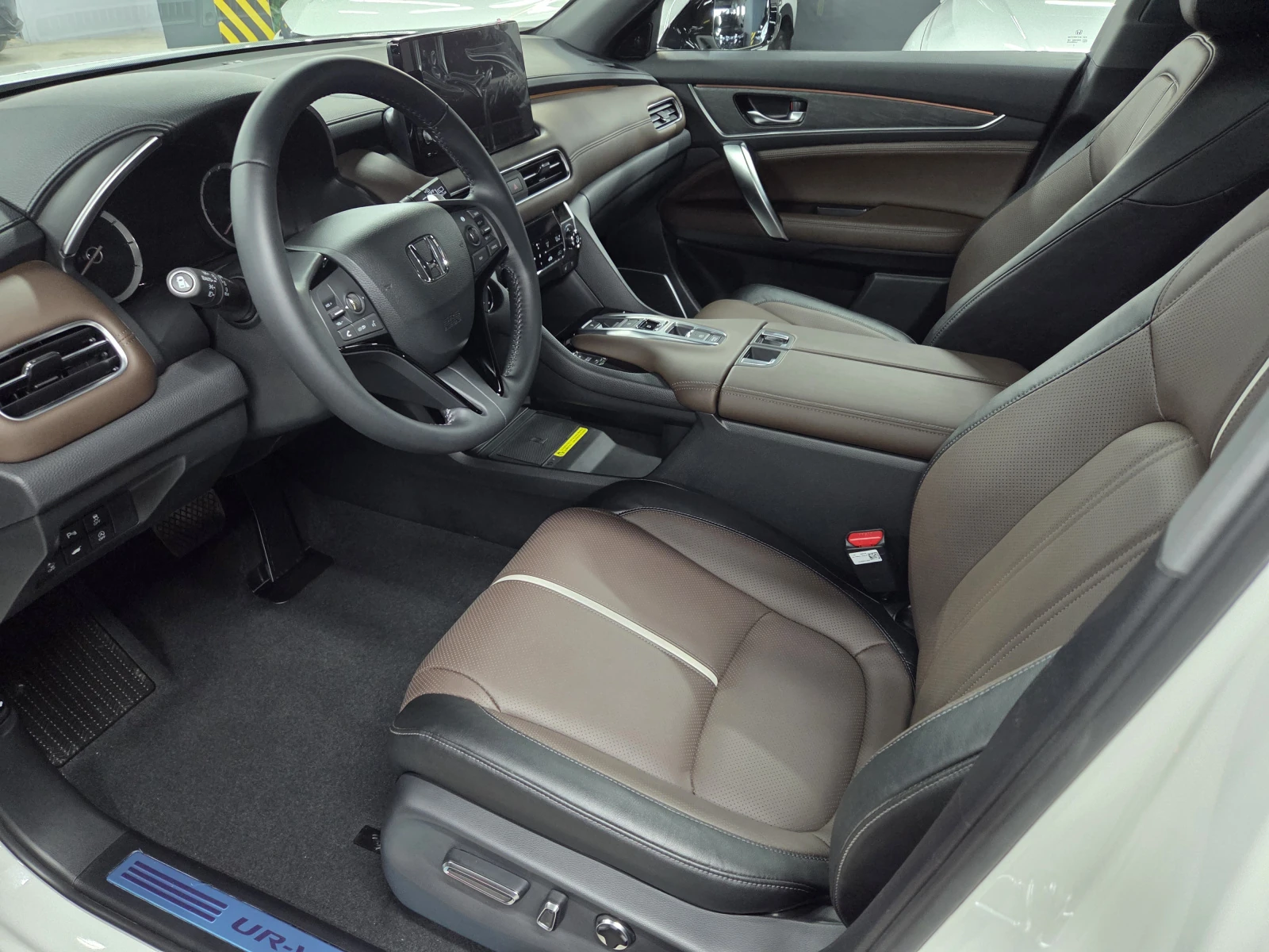 Honda UR-V, 2025г, полный привод, автомат