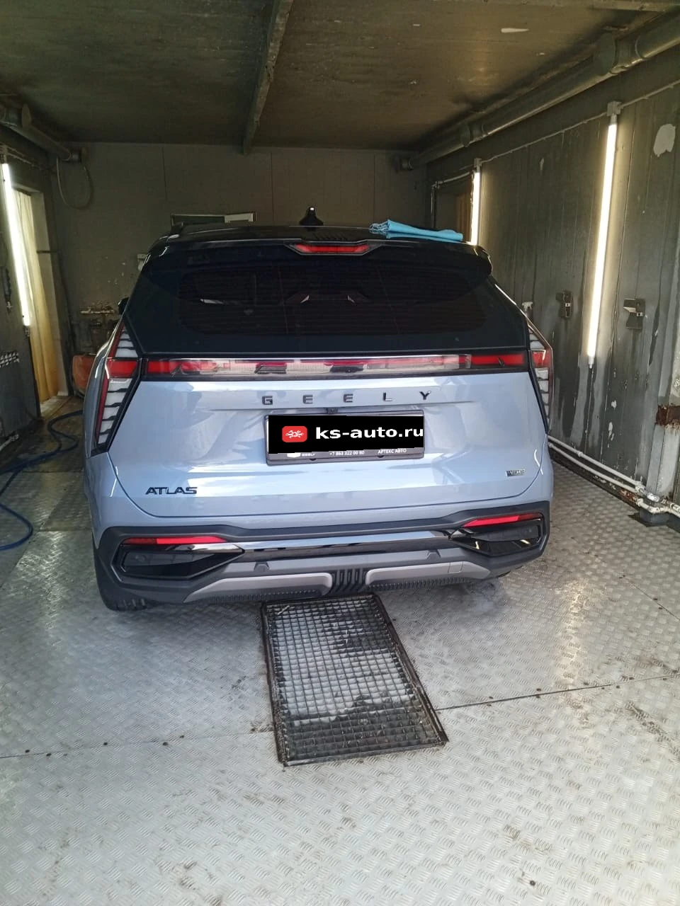 Geely Atlas, 2024г, полный привод, автомат