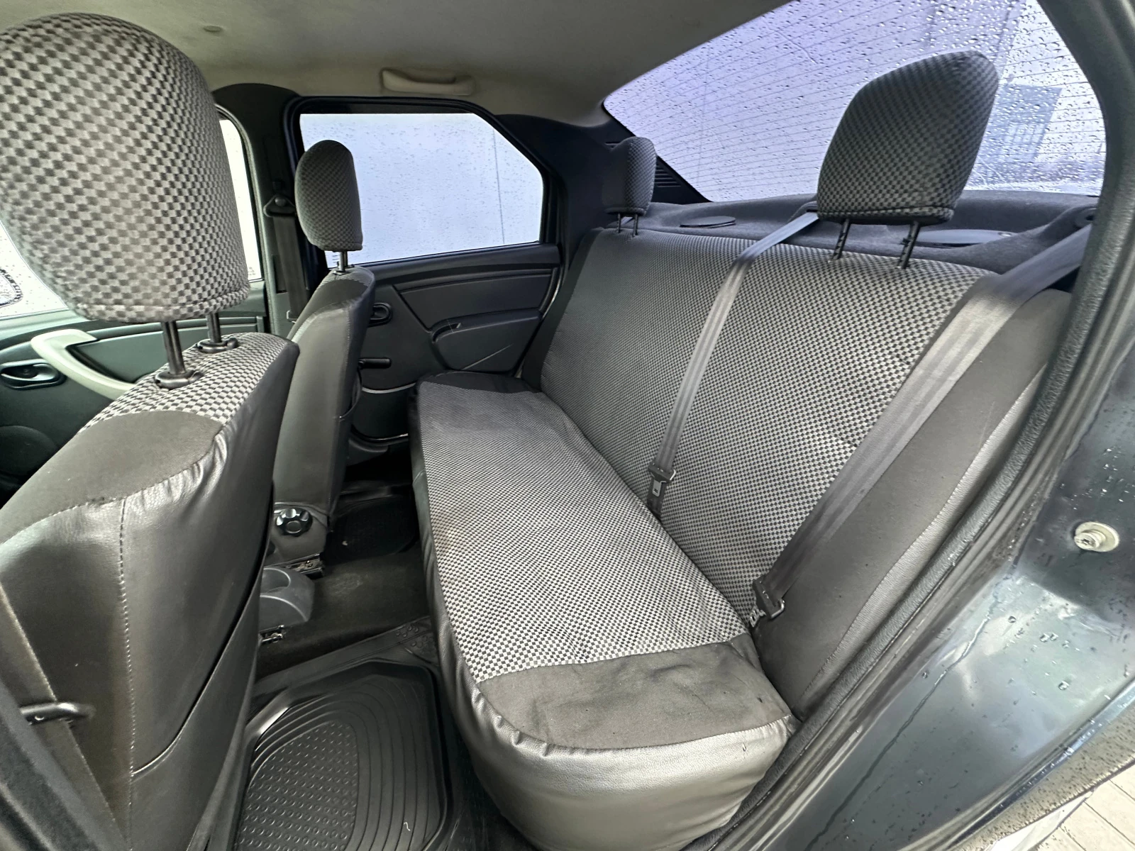 Renault Logan, 2010г, передний привод, механика