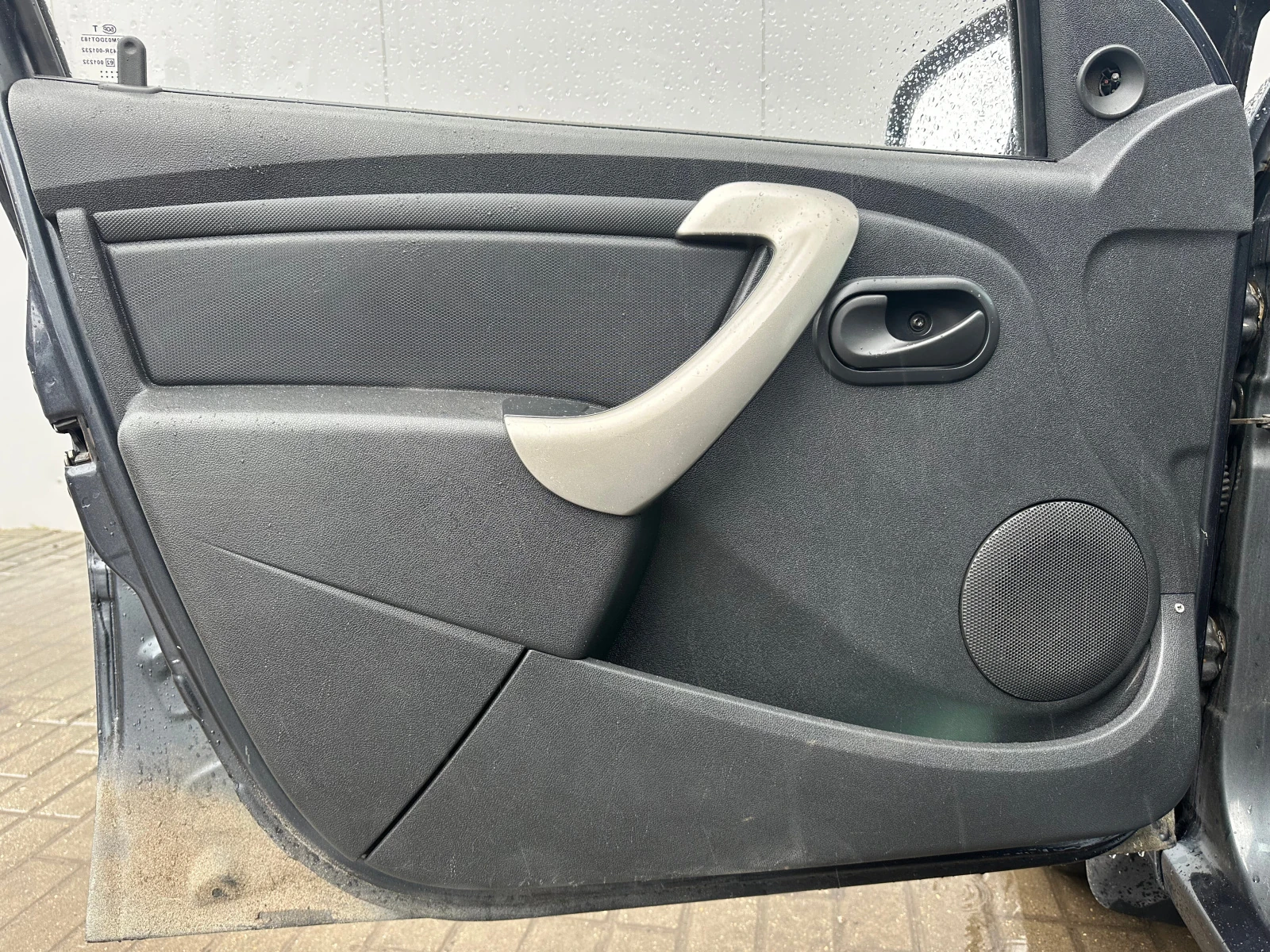 Renault Logan, 2010г, передний привод, механика