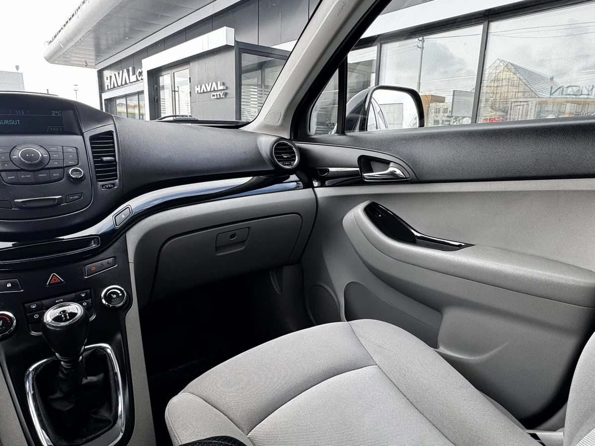 Chevrolet Orlando, 2012г, передний привод, механика